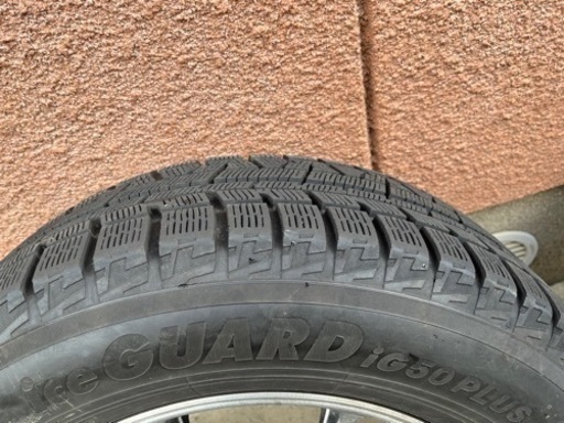 スタッドレスタイヤ（215/65R16）4本セット　ホイール付き