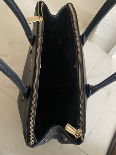 FURLA A4サイズバッグ