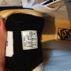 VANS ﾁｪｯｸｽﾆｰｶｰ美品の画像