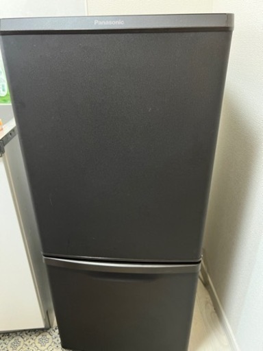 【Black Friday‼️保証書付】Panasonic冷蔵庫136L