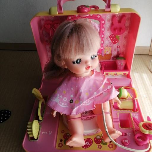 メルちゃん　いちごの美容室