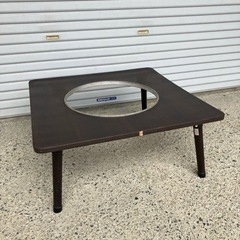 コロナ石油コンロ専用折りたたみテーブル。
