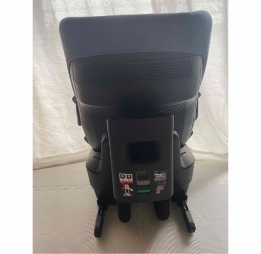 【美品】エールべべ　チャイルドシート