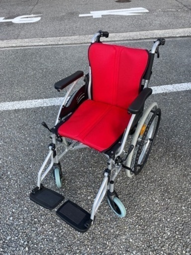 【美品！】折りたたみ車椅子をお譲りします