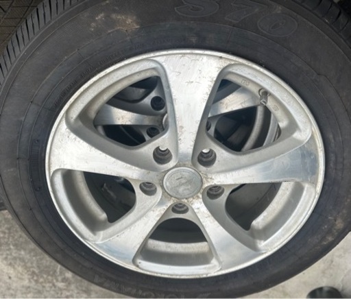 ブリヂストン　スタッドレス　最高峰　ブリザックVRX3 195/65R15 2ヶ月使用