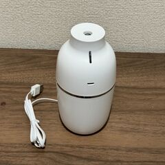 ニトリ USB卓上加湿器 2022年製 白の画像
