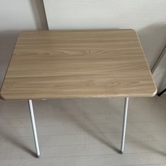 折りたたみ簡易テーブル😊の画像