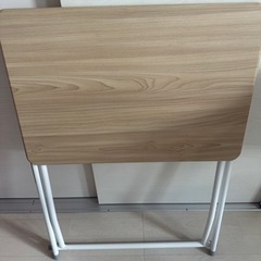折りたたみ簡易テーブル😊の画像