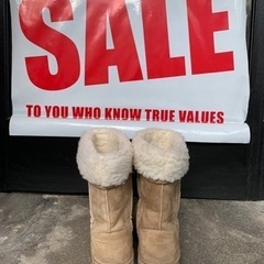 ムートン調ブーツの画像