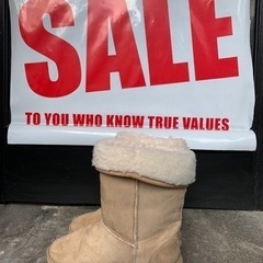 ムートン調ブーツの画像