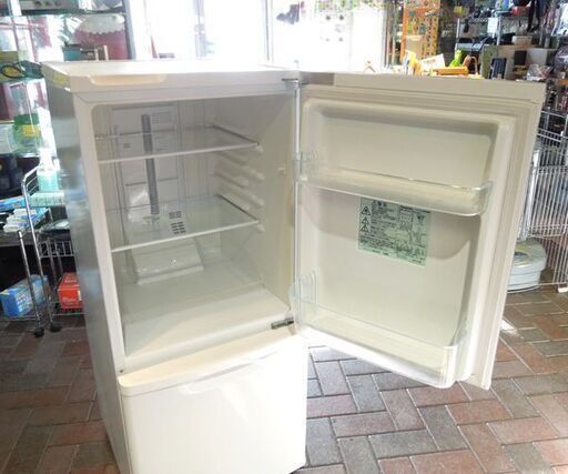 ②格安品 パナソニック 2ドア冷蔵庫 138L 2015年製 一百Lクラス NR-B147W-W Panasonic 100Lクラス 