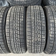 215/65R16 スタッドレス　98Q  iG70 Yokohama iCE GUARD の画像