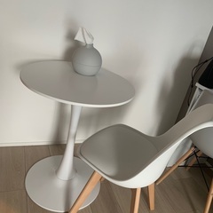 美品カフェテーブル　ダイニングセット　チェアセット　おしゃれ