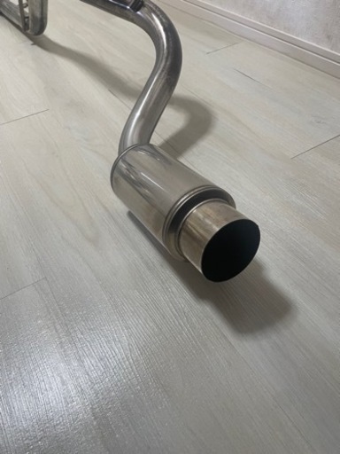 エブリィda64w マフラー　うるさいです