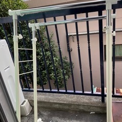 ハンガーラック
