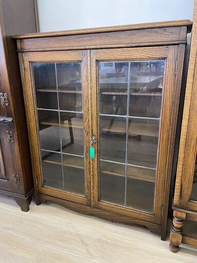 1930年代　イギリスアンティーク　キャビネット　神戸家具　ディスプレイ　本棚