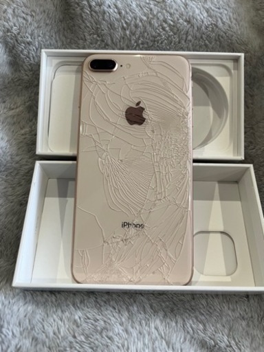 【中古】iPhone8Plus  本体
