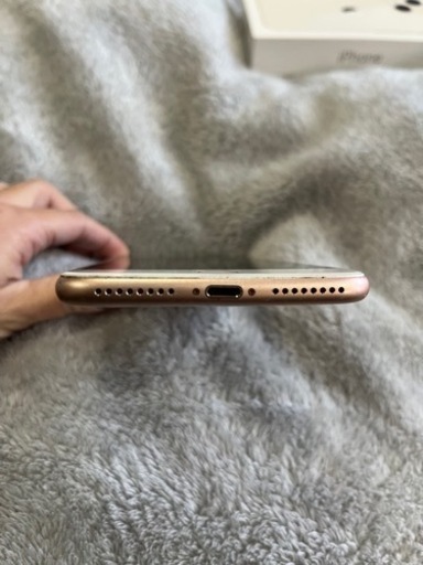 【中古】iPhone8Plus  本体