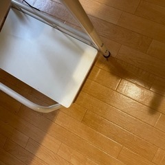 【交渉中】引き出し収納付きネイルデスク　パソコンデスク　の画像