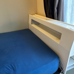 セミダブルベッド、マットレス付