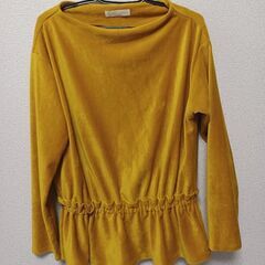 キレイ色　カットソー