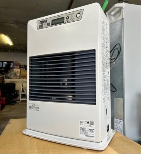 お引取り限定 美品 21年05月製 サンポット FF式温風石油ストーブ FF-4211TL S 木造11畳/コンクリート18畳