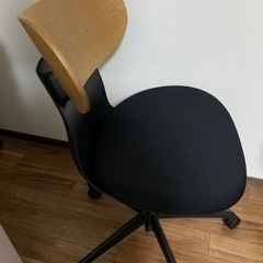 取りに来て下さる方に渡します。コクヨ　オフィスチェア　inglife の画像