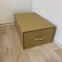 【受け渡し決定】無印　ダンボール　衣装ケースの画像