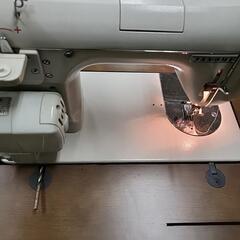 ジャノメミシン　電動足踏みミシンの画像