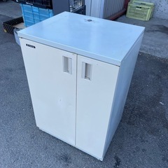 スチール小型物置