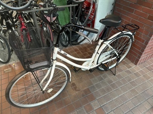26インチ　ママチャリ　ホワイト