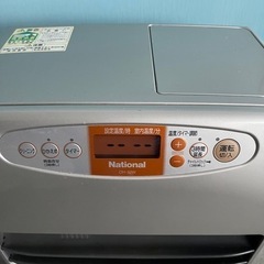 ナショナル石油ファンヒーターOH-32W 2003年製　カート付きの画像