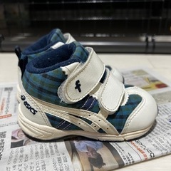 アシックス　ファミリア　キッズ、ベビー靴　13センチの画像