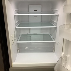 日立 265L 3ドア 冷蔵庫 R-27KV 管C231125FK (ベストバイ 静岡県袋井市) 中古 店舗近郊送料格安 265L 3ドア冷蔵庫 日立 R-27KV-T 2019年