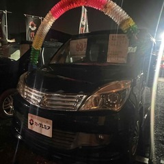 中古車販売店の営業職の画像