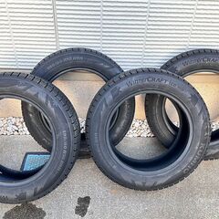 値下げしました　22年製スタッドレスタイヤ4本セット 使用１か月 セレナ、イスト、ウィッシュなど 195/60R16 昨年52000円で購入　清瀬駅近くの家に取りに来れる方