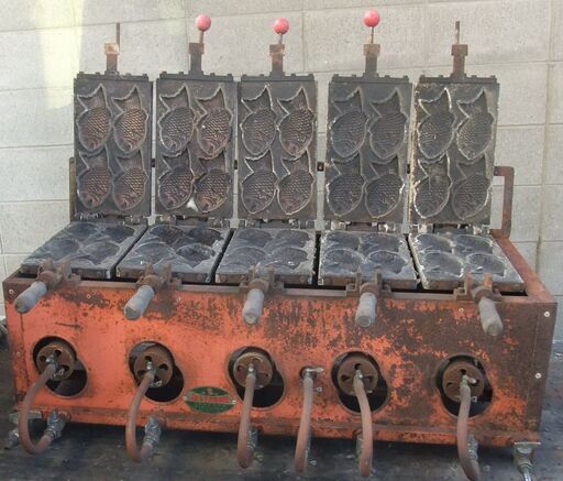 岡山引き取り基本限定LPガス　年代物 たい焼き器 ４匹×５連 ２０匹焼ける　屋台/出店　リニューアル修理必要