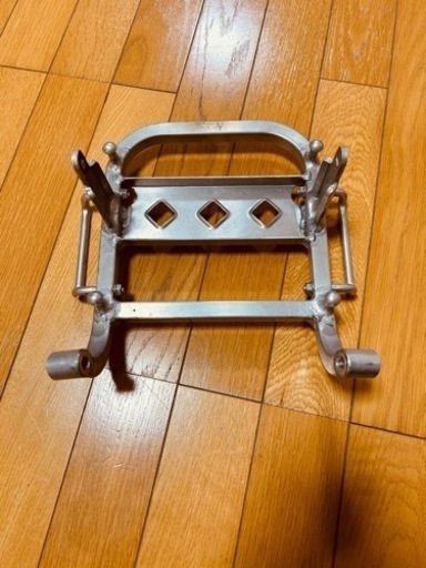 Kenwell製のKSR110用のリアキャリア