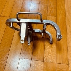Kenwell製のKSR110用のリアキャリアの画像