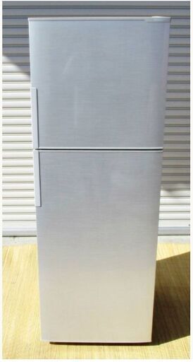 SHARP　大型　2ドア　冷蔵庫　SJ-23Y-S　225L　右開き　動作良好　ナノ低温脱臭　クルリポンアイスメーカー ガラス棚　LED照明　シャープ