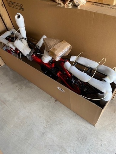 豊田トライク　キャリー　レッド　赤　豊田トライク　キャリー　大人の三輪車　自転車　お洒落電動自転車　電動アシスト　TOYODA TRIKE YAMAHA SHIMANO カッコいい