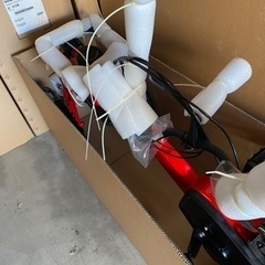 豊田トライク　キャリー　レッド　赤　豊田トライク　キャリー　大人の三輪車　自転車　お洒落電動自転車　電動アシスト　TOYODA TRIKE YAMAHA SHIMANO カッコいいの画像