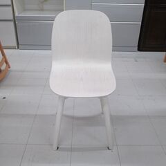 ダイニングチェア チェアイス 家具 ホワイト  幅42×奥行40×高さ79.5ｃｍ 苫小牧西店の画像