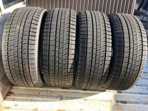 BS VRX2 225-55-17 スタッドレスタイヤ　4本