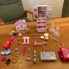 リカちゃん人形　小物いろいろ　サーティワン　アイスクリーム屋さん　まとめての画像