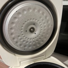タイガー　炊飯器　ホワイト　JBH-G101の画像