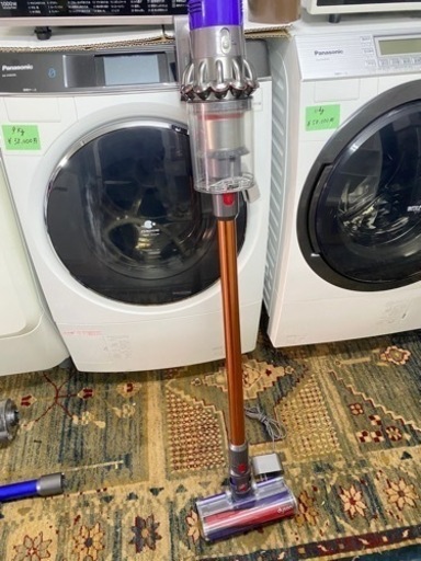 配送可能　保証付き　Dyson Cyclone V10 Fluffy SV12 