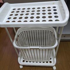 脱衣所ランドリーバスケットの画像