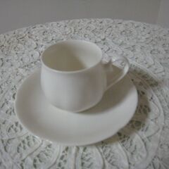 小ぶりのコーヒーカップ４客・中古！の画像