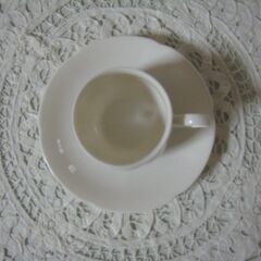 小ぶりのコーヒーカップ４客・中古！の画像